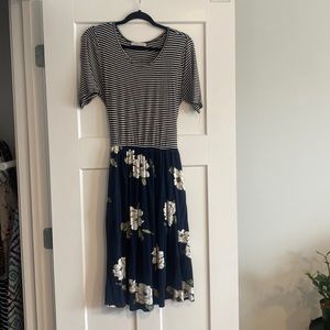 Navy and white short sleeve dress with pockets